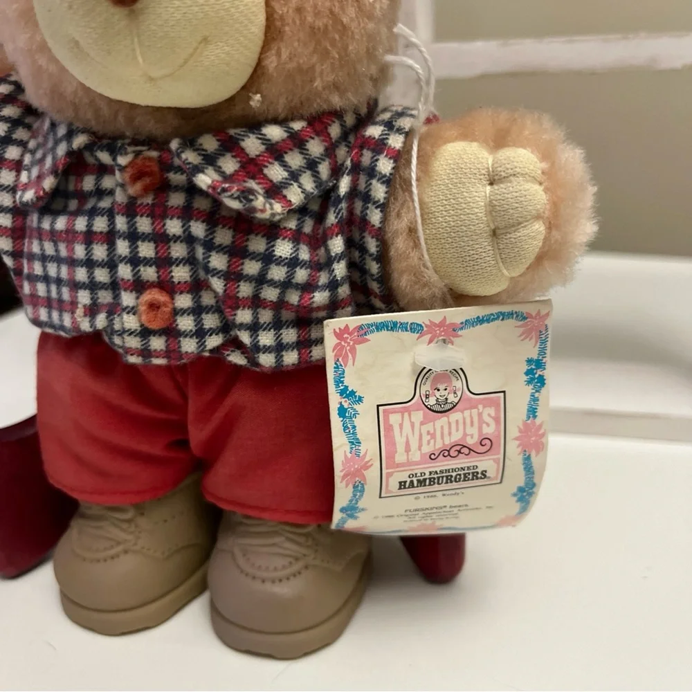 VTG Wendy’s Hamburger Mascot Bear with‎ Red and Brown Outfit